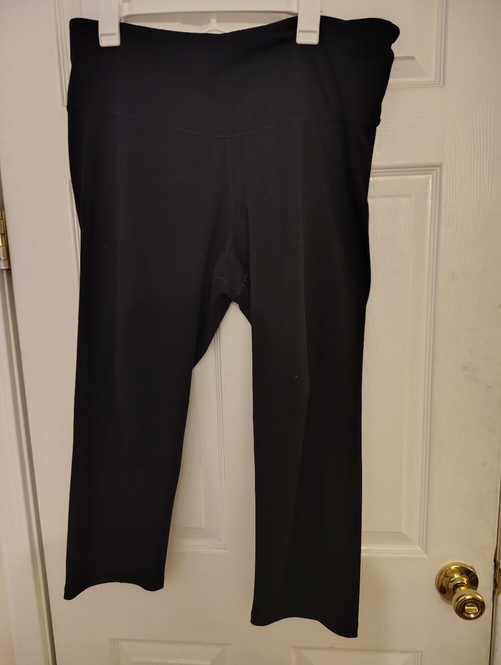 Old Navy Black High-Waist Petite Leggings